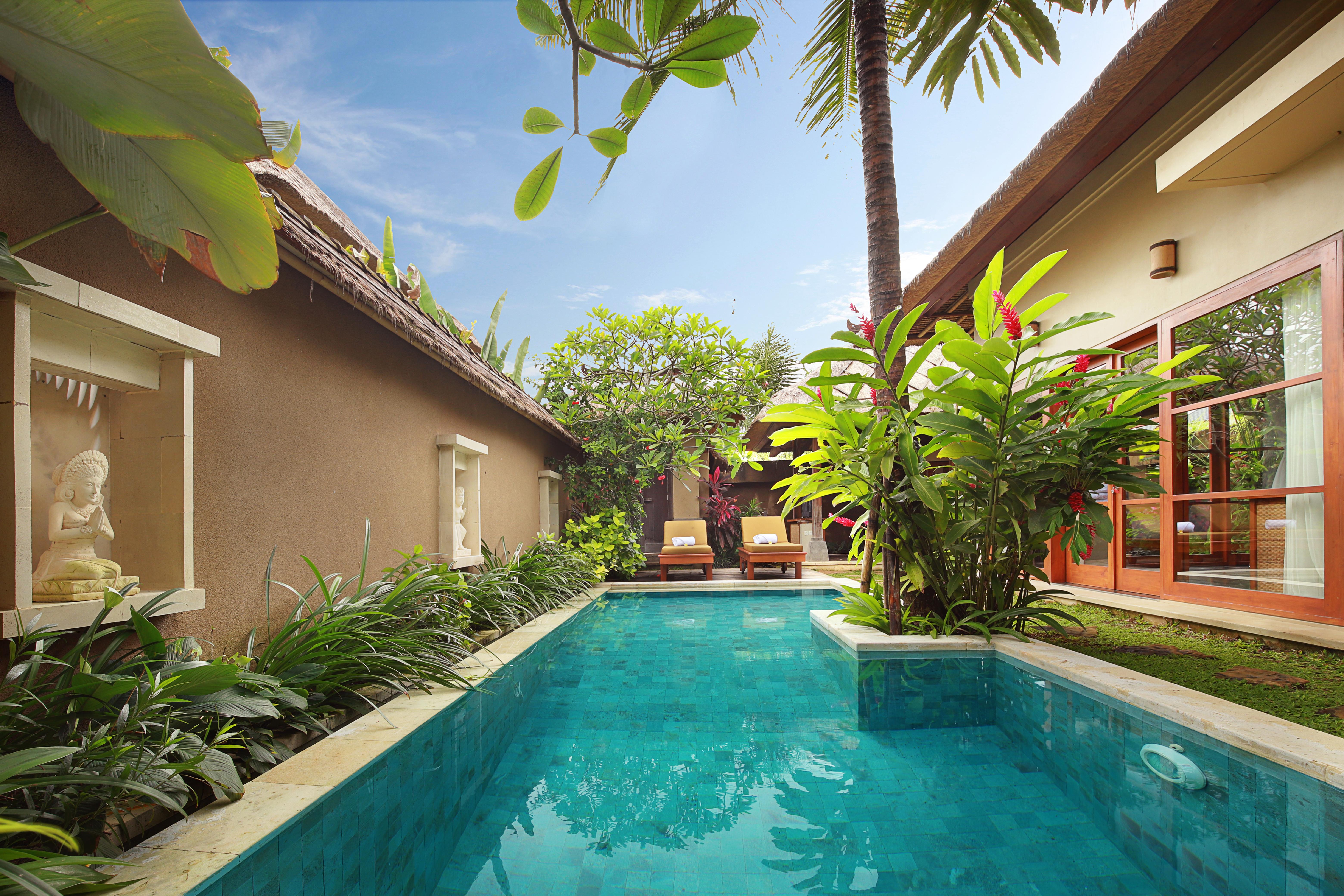 Ubud Nyuh Bali Resort & Spa Dış mekan fotoğraf A swimming pool in Bali, Indonesia