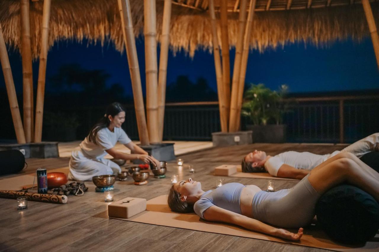Ubud Nyuh Bali Resort & Spa Dış mekan fotoğraf Sound healing session
